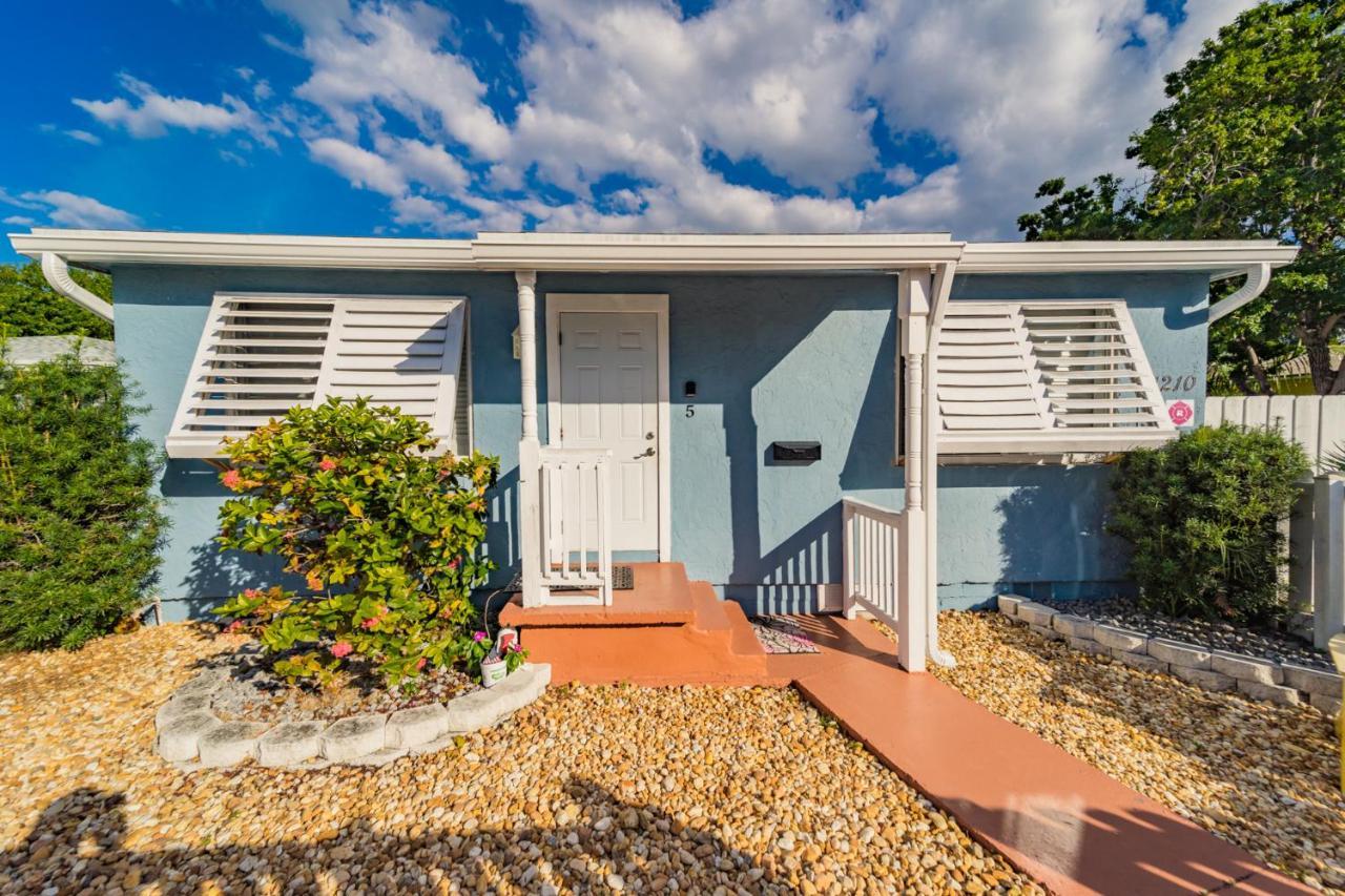 Beach Chairs, Good Kitchen, Strong Wifi On 14Th Ave Φορτ Λόντερντεϊλ Εξωτερικό φωτογραφία