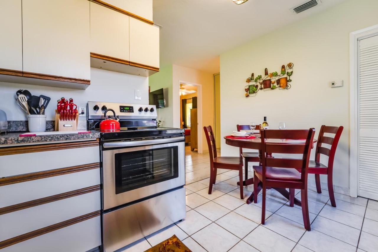 Beach Chairs, Good Kitchen, Strong Wifi On 14Th Ave Φορτ Λόντερντεϊλ Εξωτερικό φωτογραφία