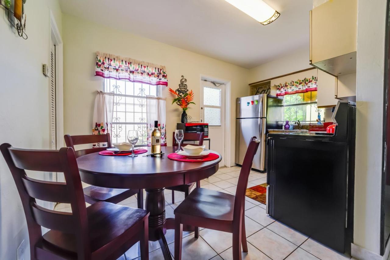 Beach Chairs, Good Kitchen, Strong Wifi On 14Th Ave Φορτ Λόντερντεϊλ Εξωτερικό φωτογραφία