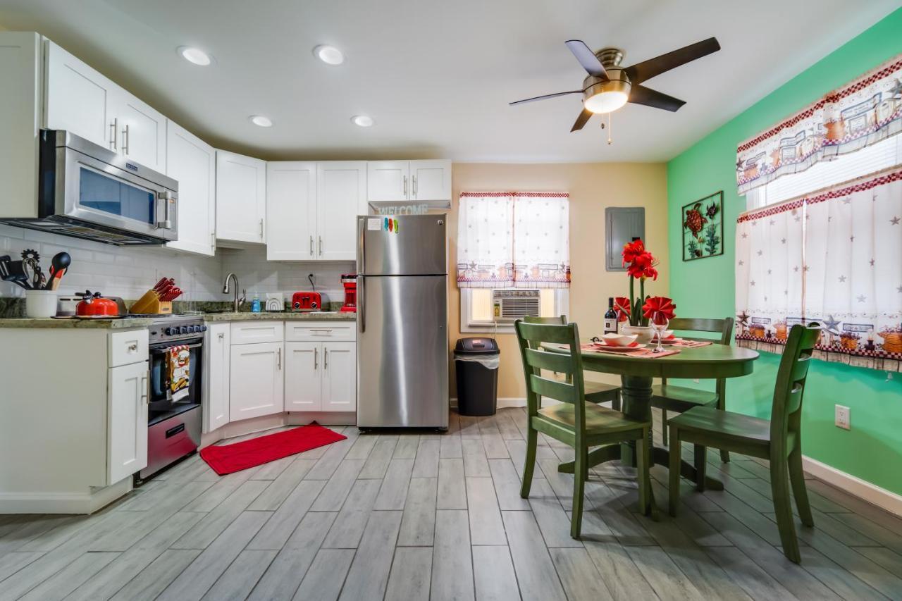 Beach Chairs, Good Kitchen, Strong Wifi On 14Th Ave Φορτ Λόντερντεϊλ Εξωτερικό φωτογραφία